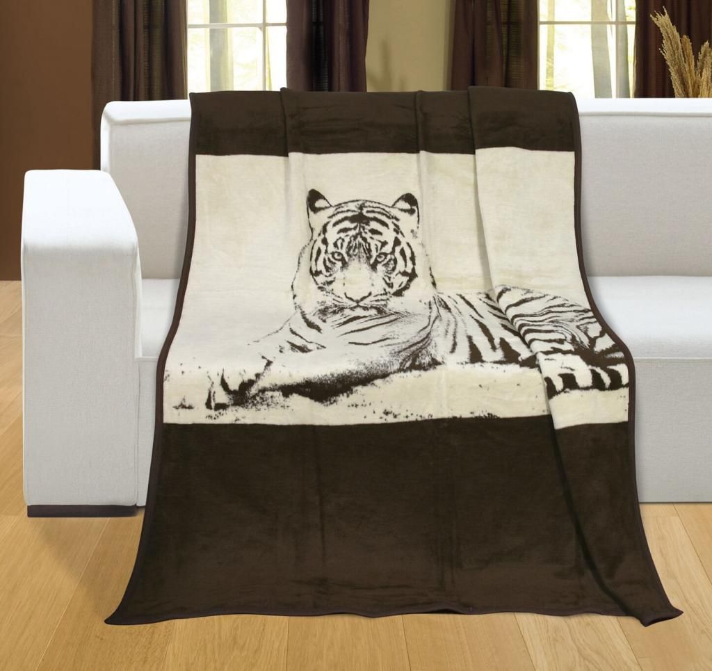 Pěkná vzorovaná deka s motivem tygra