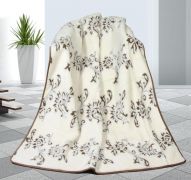 Bílo-hnědá vlněná deka z kašmíru s motivem ornamentů